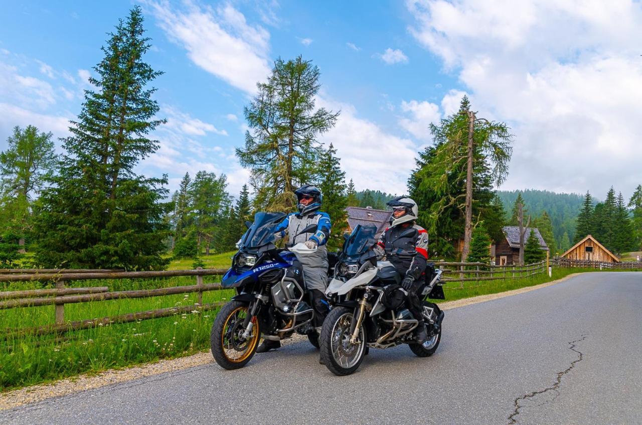 Grizzly Sport & Motorrad Resort ซังก์ท มาร์กาเรเธน เอม ลุงเงา ภายนอก รูปภาพ
