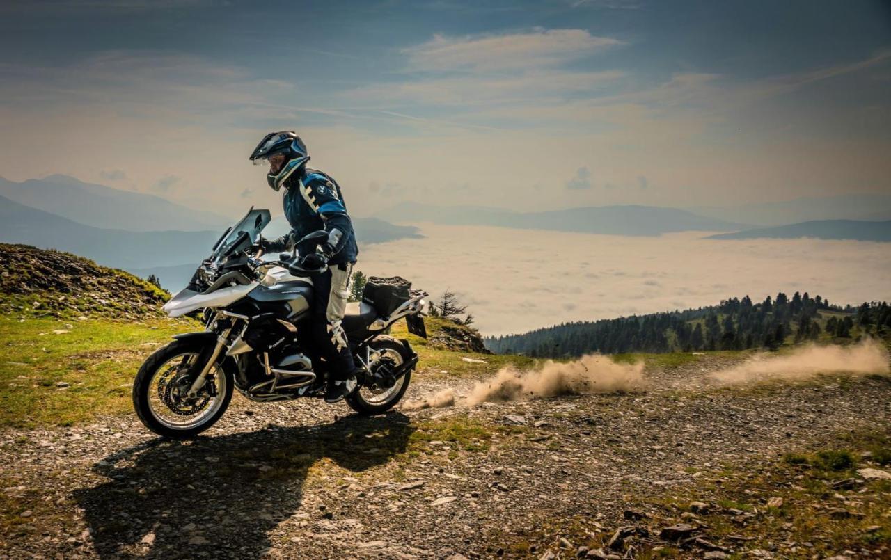 Grizzly Sport & Motorrad Resort ซังก์ท มาร์กาเรเธน เอม ลุงเงา ภายนอก รูปภาพ